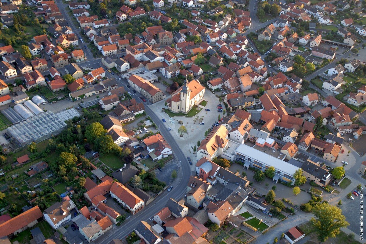 Dorfplatz (Sand a.Main, Steigerwald)